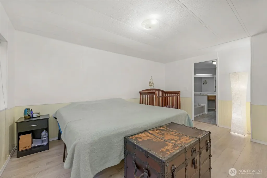 570 Crockett Lake Drive Coupeville WA 98239
