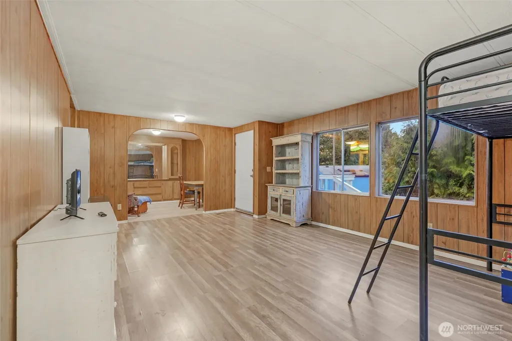 570 Crockett Lake Drive Coupeville WA 98239
