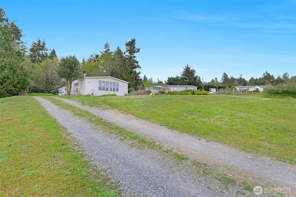 570 Crockett Lake Drive Coupeville WA 98239