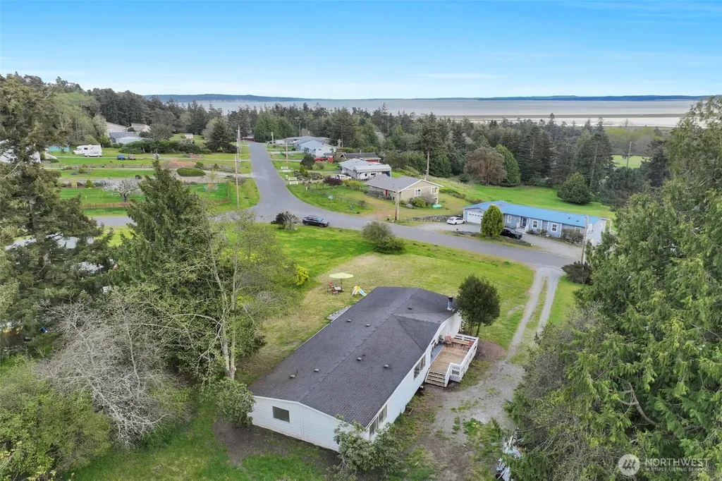 570 Crockett Lake Drive Coupeville WA 98239