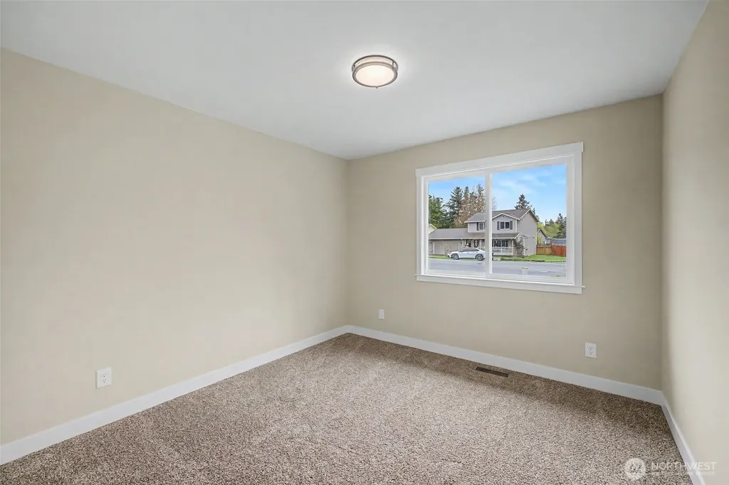 1211 Lotus Lane Freeland WA 98249