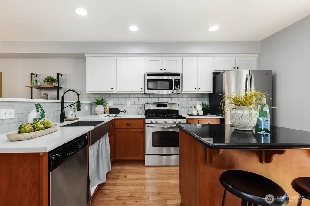 7123 Shinkle Place SW Seattle WA 98106