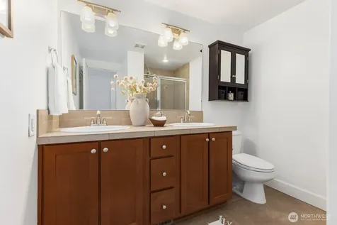 7123 Shinkle Place SW Seattle WA 98106