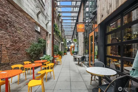 1111 E Pike Street Seattle WA 98122