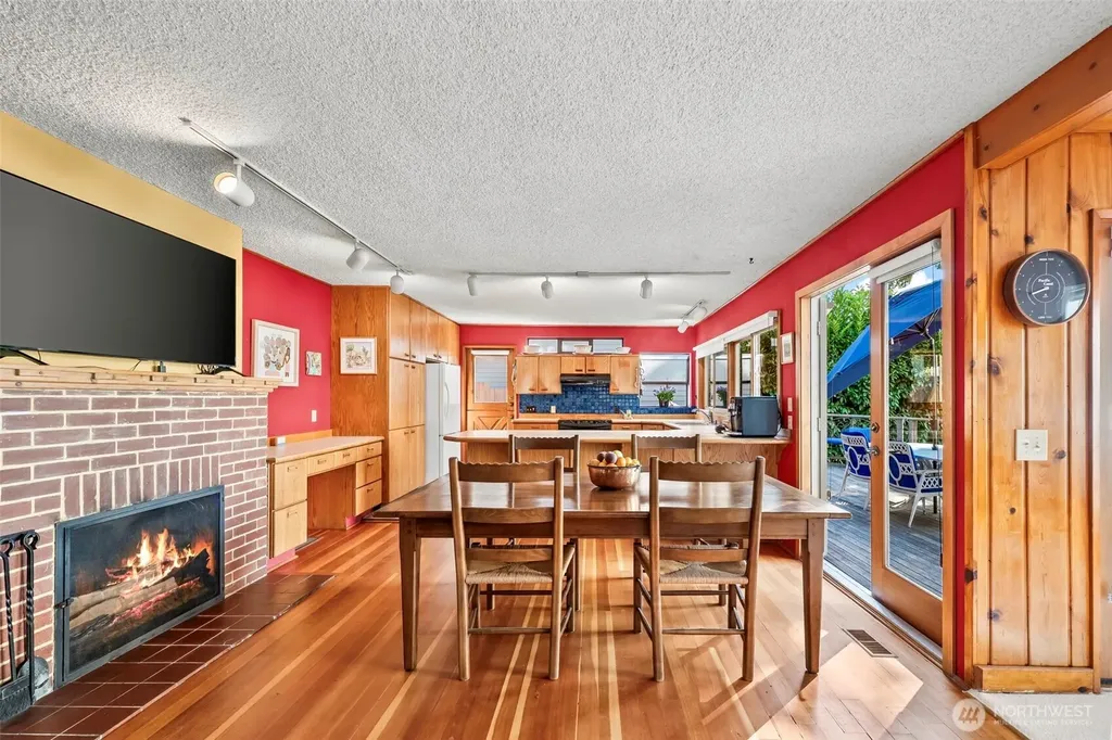3620 Forest Beach Drive NW Gig Harbor WA 98335