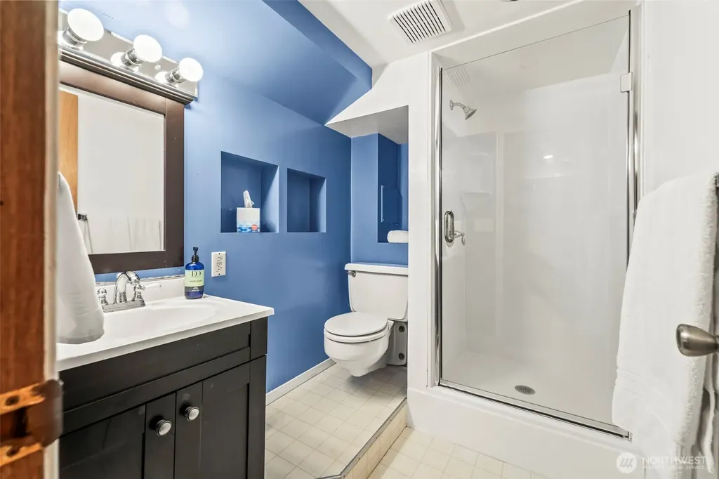 3620 Forest Beach Drive NW Gig Harbor WA 98335