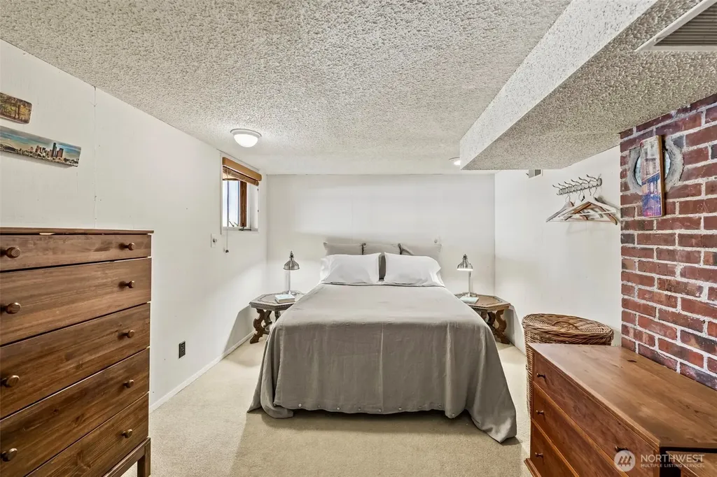 3620 Forest Beach Drive NW Gig Harbor WA 98335