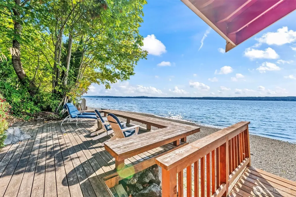 3620 Forest Beach Drive NW Gig Harbor WA 98335