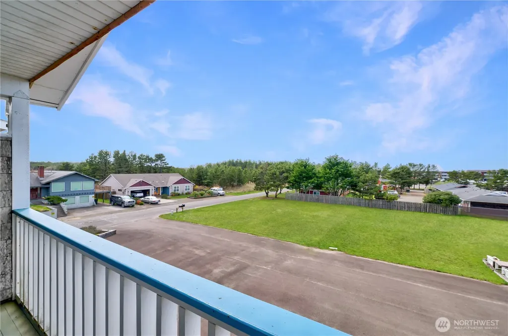 1411 Ager Drive Long Beach WA 98631