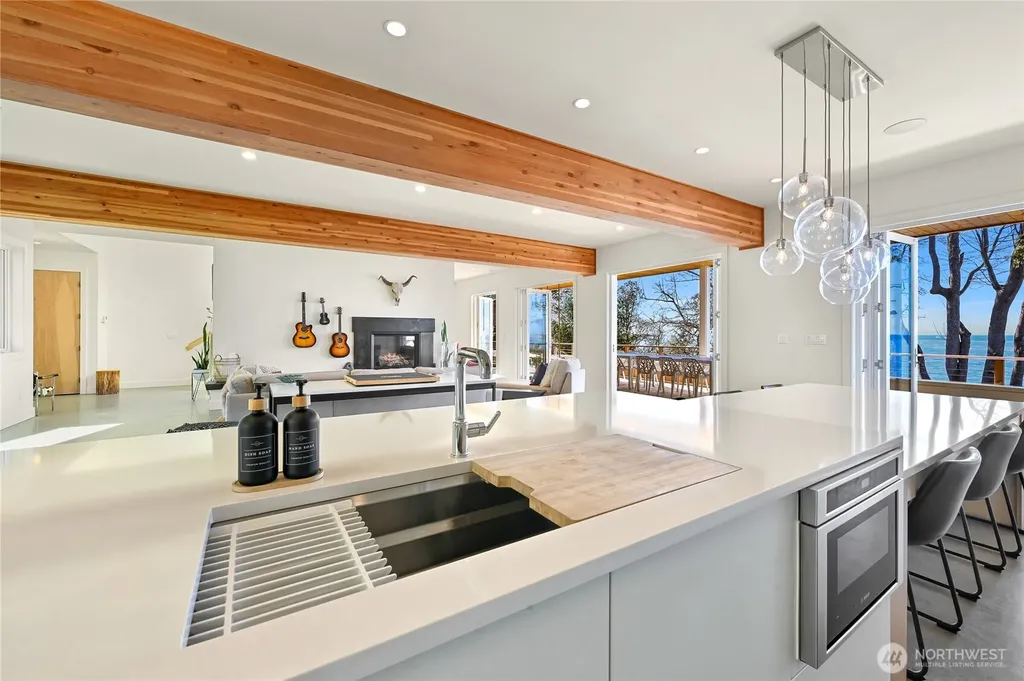 8823 Oertel Drive Blaine WA 98230
