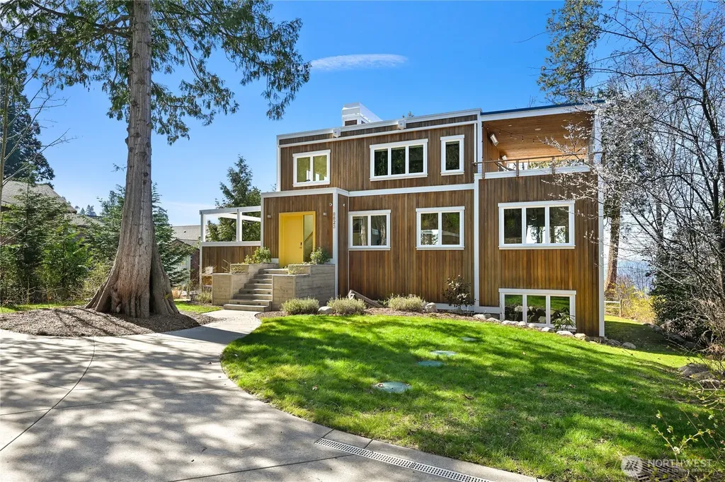 8823 Oertel Drive Blaine WA 98230