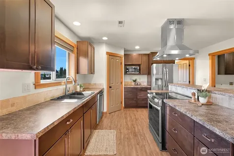 403 Westview Place Nooksack WA 98276