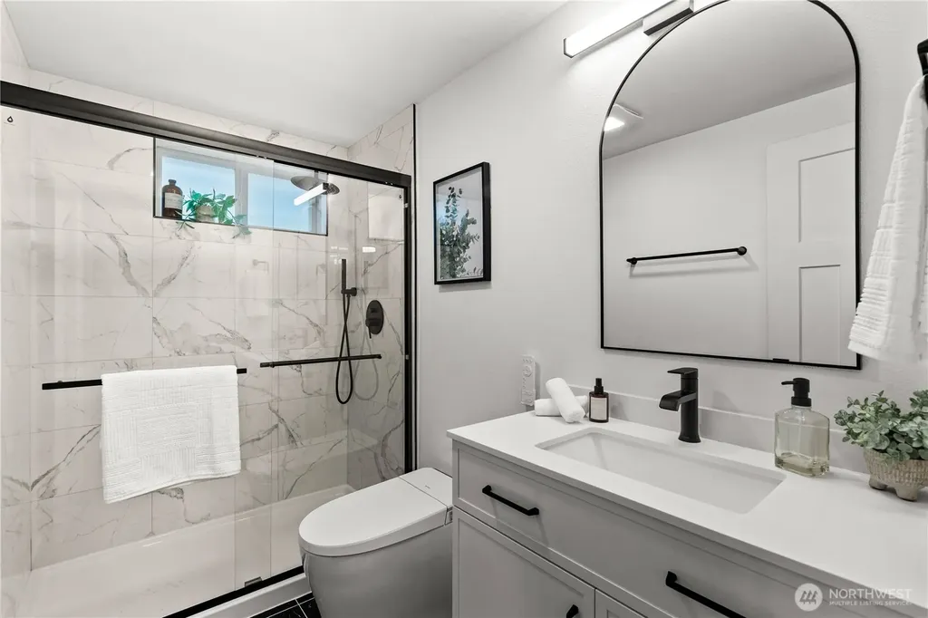 1811 S Stevens Street Seattle WA 98292