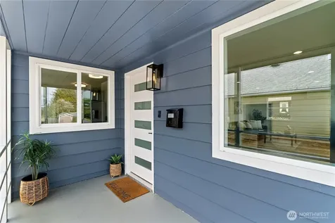 1811 S Stevens Street Seattle WA 98292