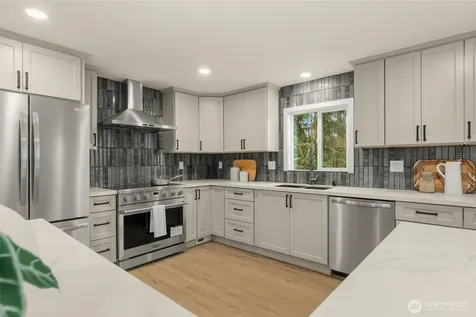 7017 NE 155th Place Kenmore WA 98028