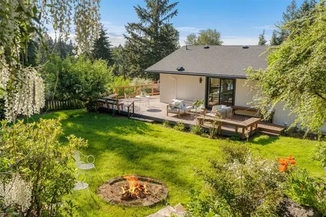 7017 NE 155th Place Kenmore WA 98028