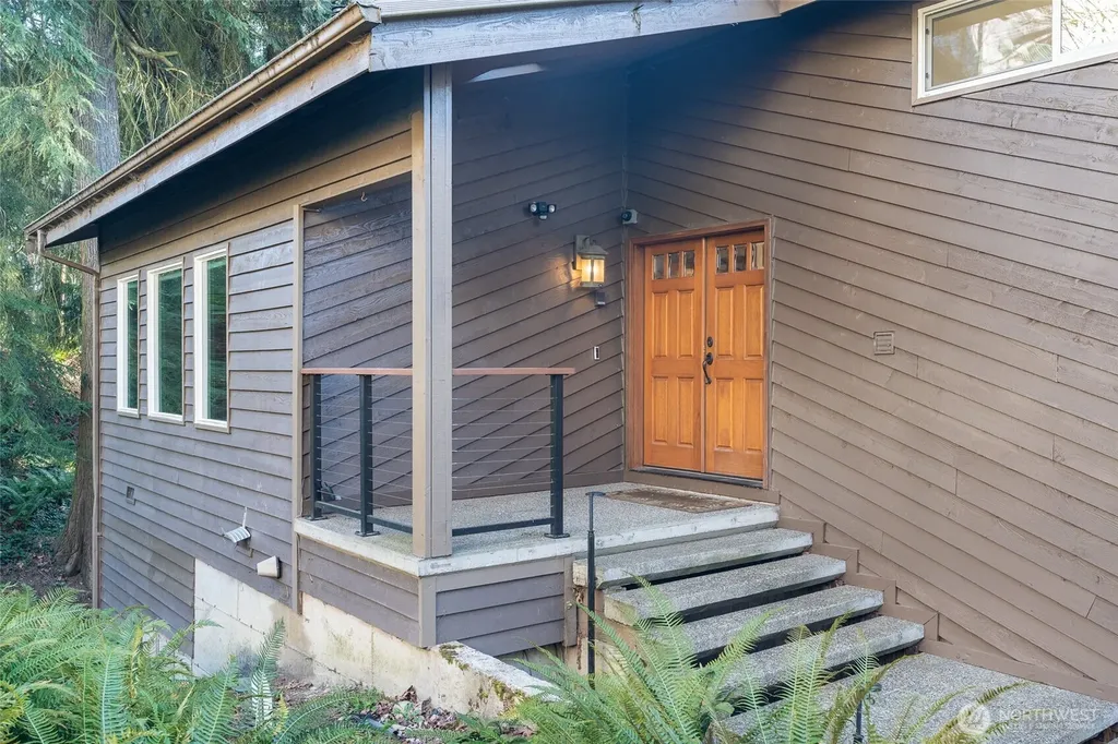 28611 16th Avenue S Federal Way WA 98003