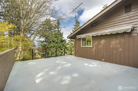 28611 16th Avenue S Federal Way WA 98003
