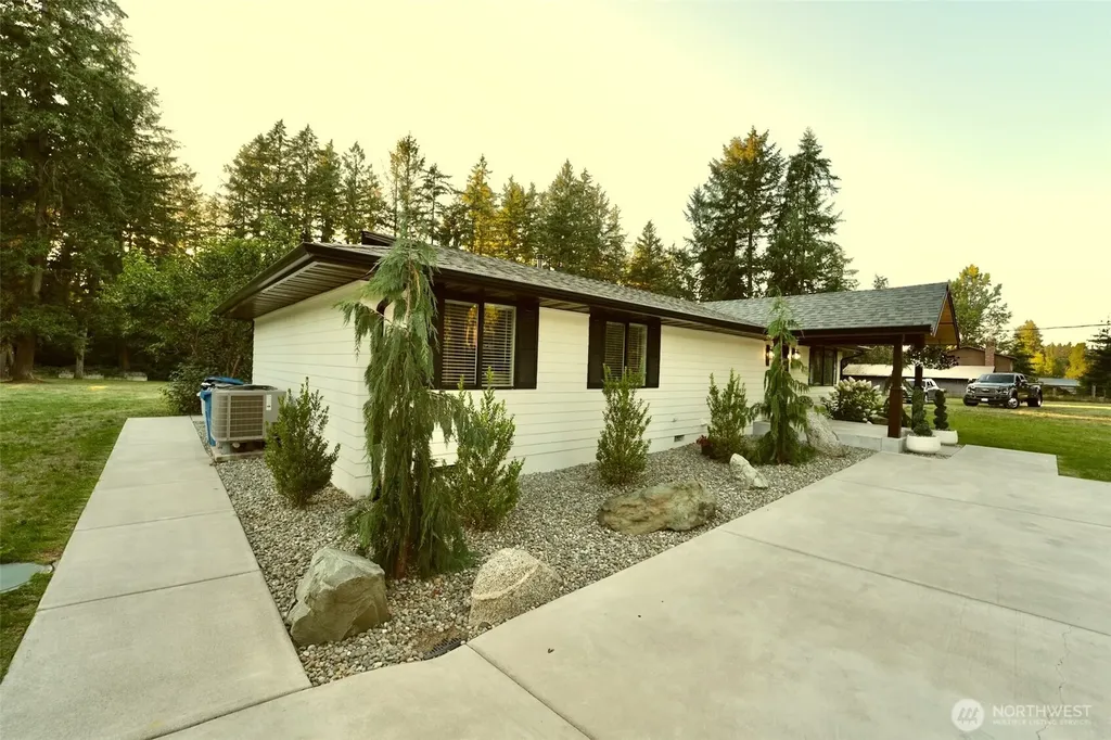 29517 164th Avenue SE Kent WA 98042