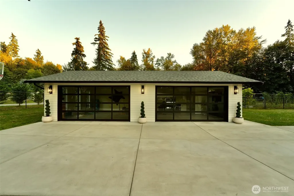 29517 164th Avenue SE Kent WA 98042