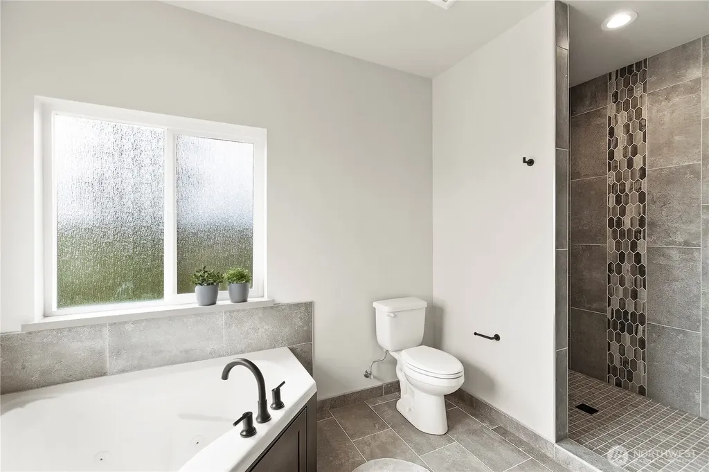 3350 Mccary Road SW Port Orchard WA 98367