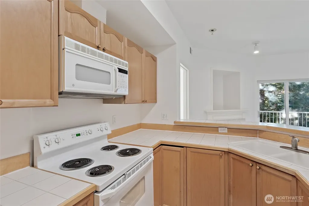 12122 NE 171st Place Bothell WA 98011