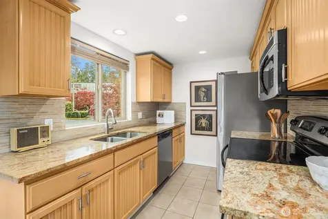 3834 175th Avenue NE Redmond WA 98052