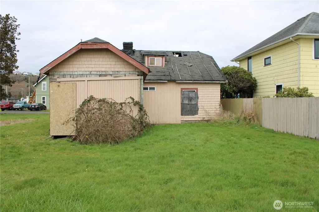 1505 Aberdeen Avenue Aberdeen WA 98520