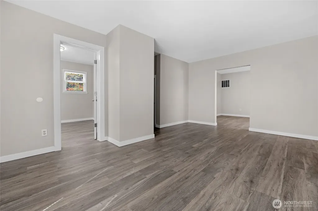 1925 Lombard Everett WA 98201