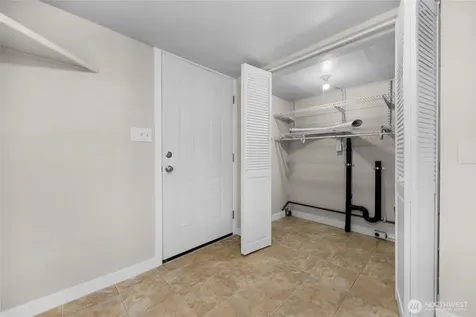 1925 Lombard Everett WA 98201