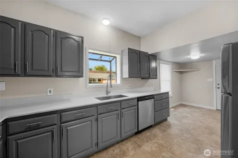 1925 Lombard Everett WA 98201