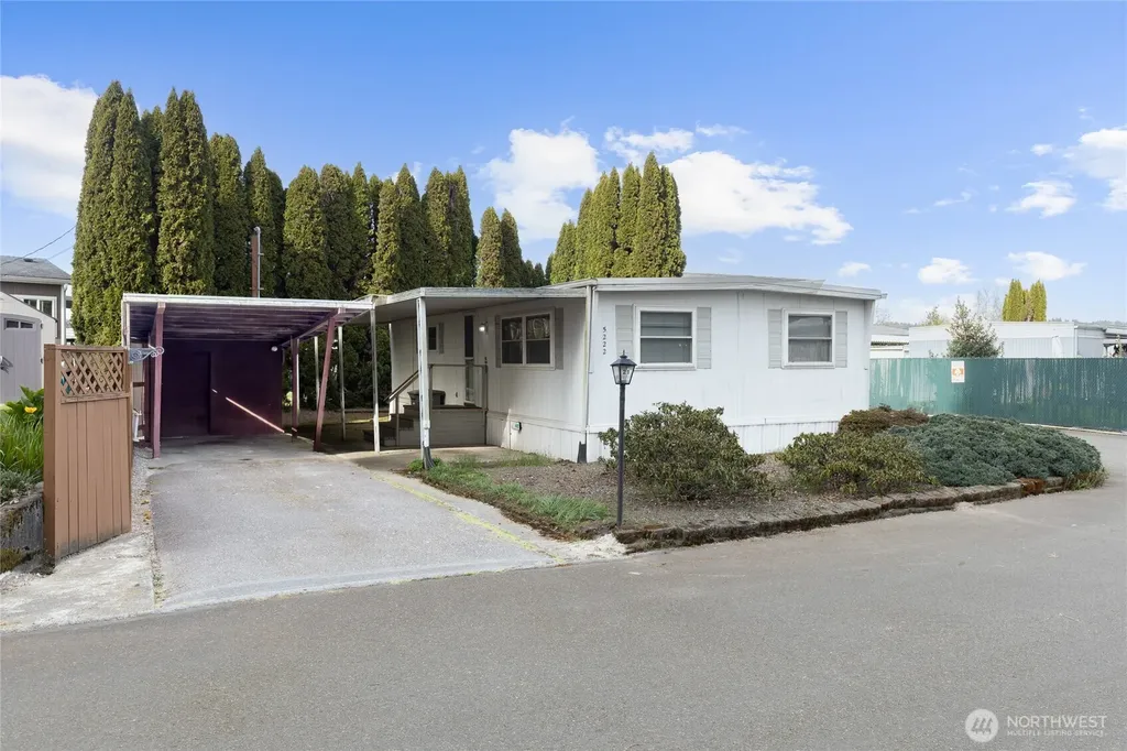 5222 70th Ave Ct E Puyallup WA 98371