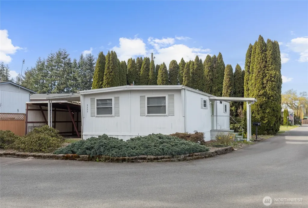 5222 70th Ave Ct E Puyallup WA 98371
