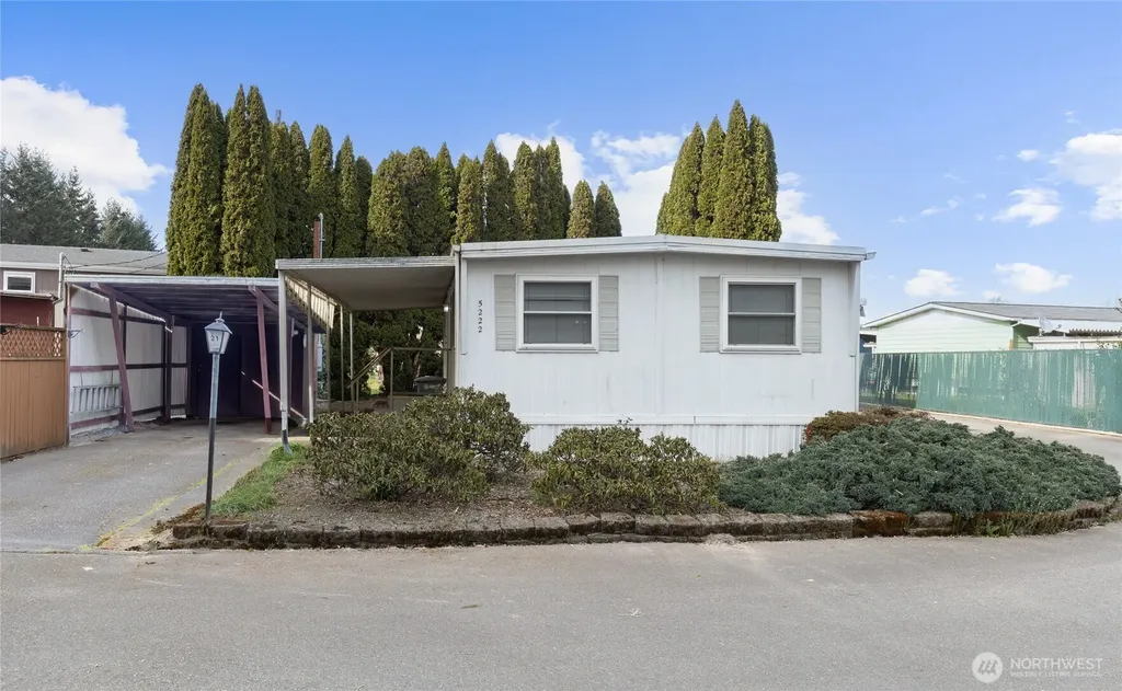 5222 70th Ave Ct E Puyallup WA 98371