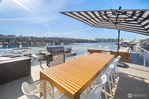 2309 N Northlake Way Seattle WA 98107