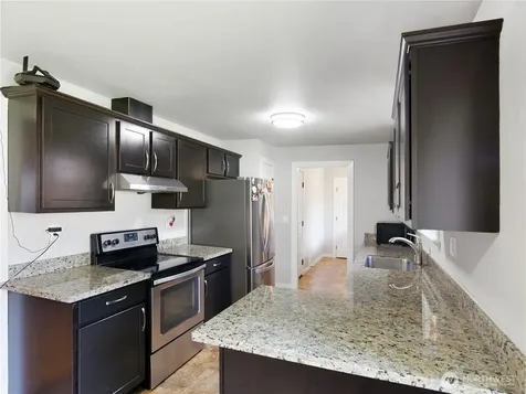 2802 S 304th Street Federal Way WA 98003