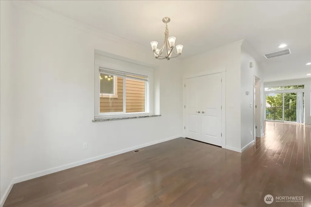 12722 35th Ave House D NE Seattle WA 98125