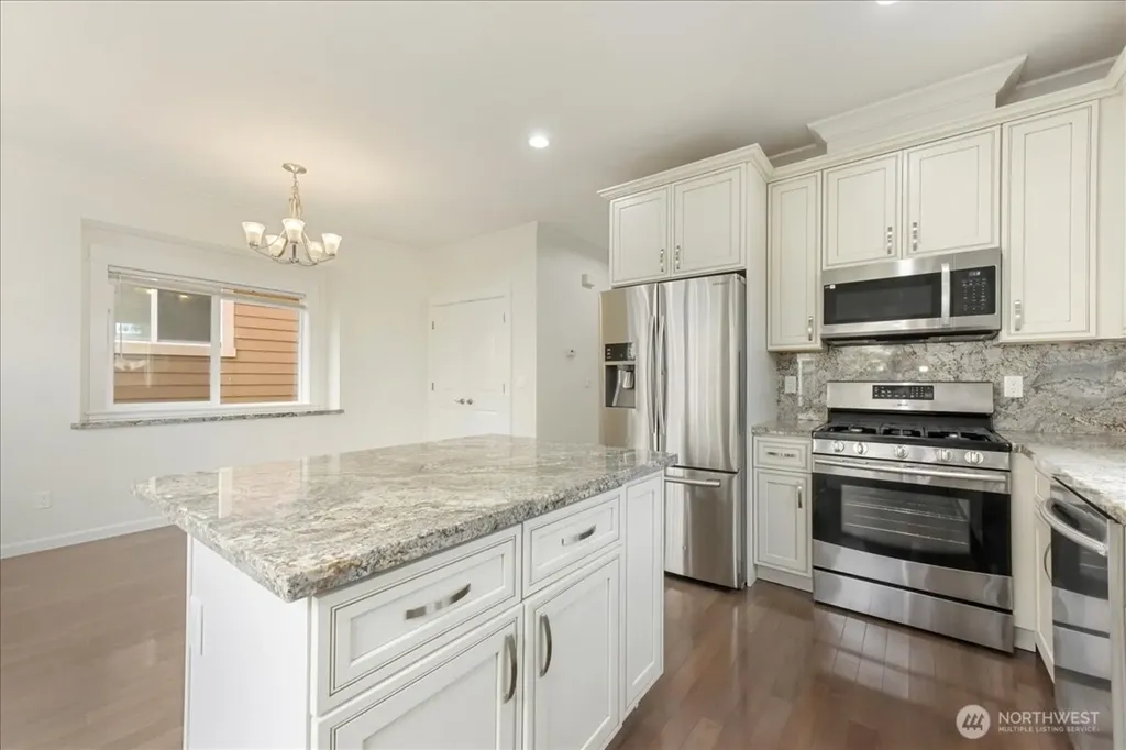 12722 35th Ave House D NE Seattle WA 98125
