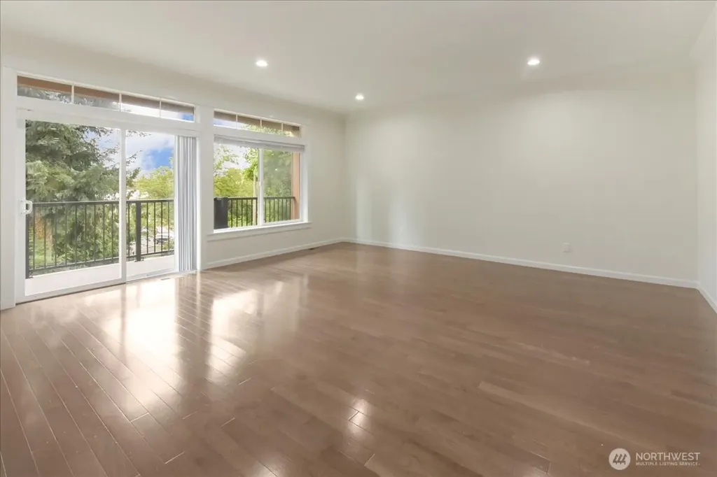 12722 35th Ave House D NE Seattle WA 98125