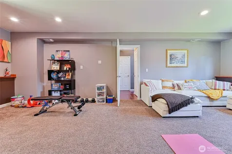 2626 SW 335th Court Federal Way WA 98023