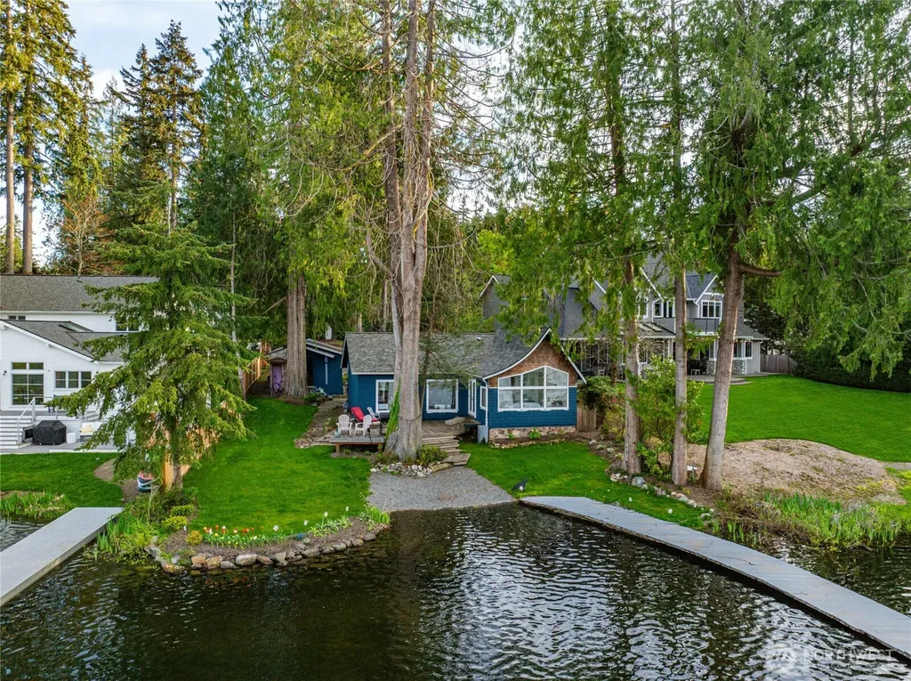 2712 222nd Avenue SE Sammamish WA 98075