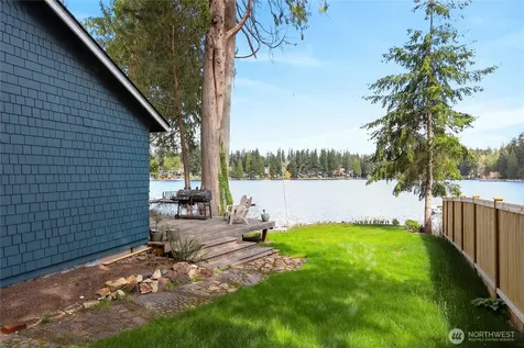 2712 222nd Avenue SE Sammamish WA 98075