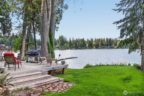 2712 222nd Avenue SE Sammamish WA 98075