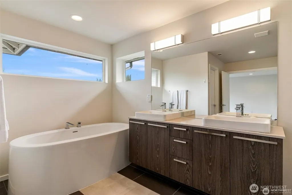 35517 56th Avenue S Auburn WA 98001