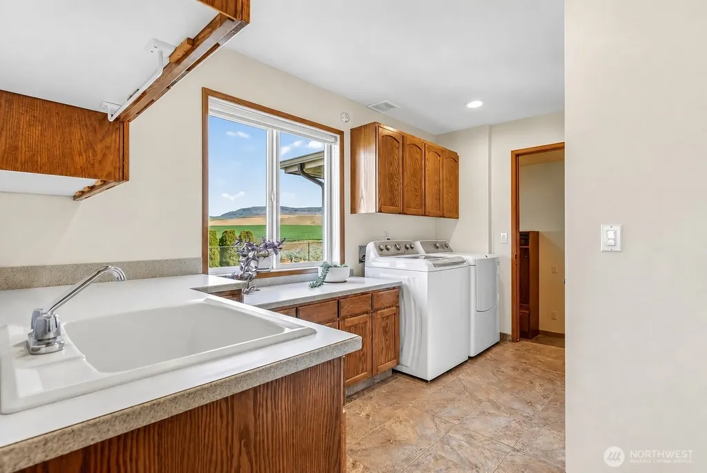 824 Shepherd Lane East Wenatchee WA 98802