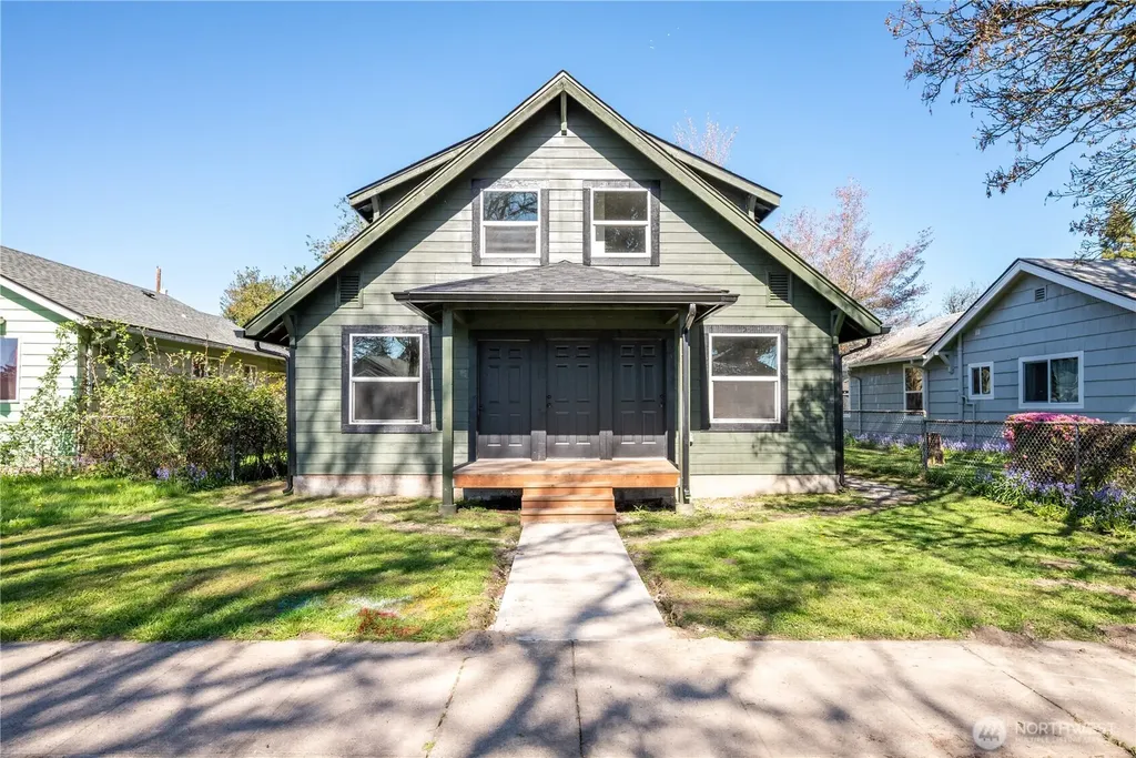 285 20th Avenue Longview WA 98632