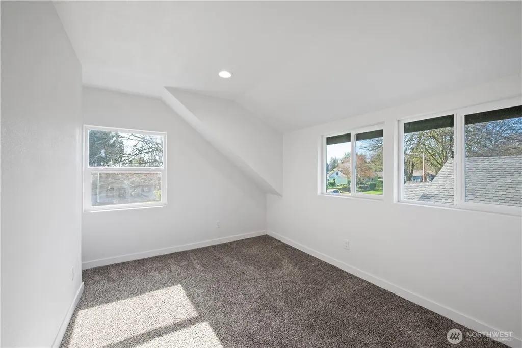 285 20th Avenue Longview WA 98632