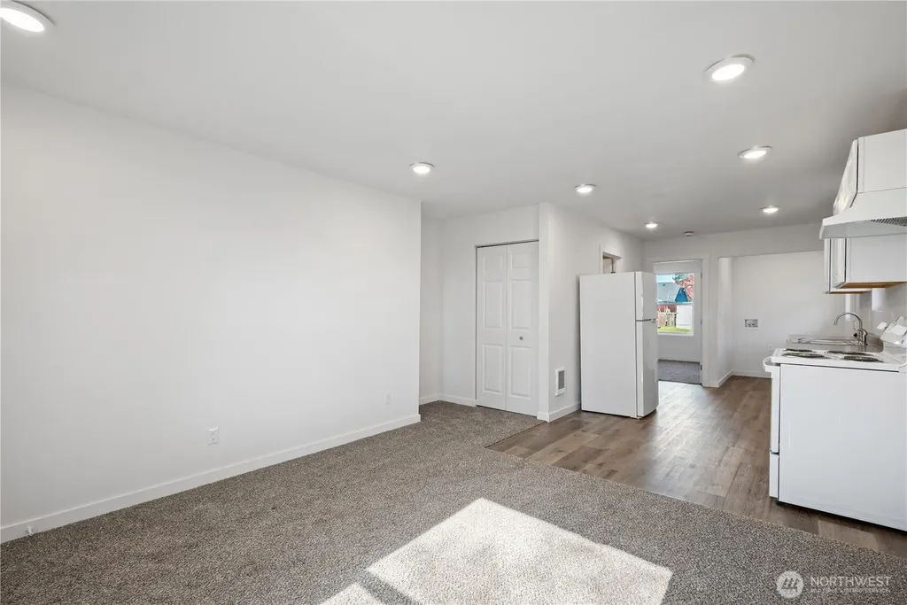 285 20th Avenue Longview WA 98632