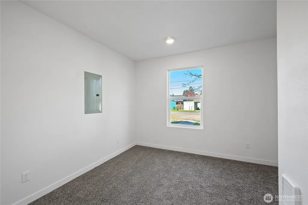 285 20th Avenue Longview WA 98632