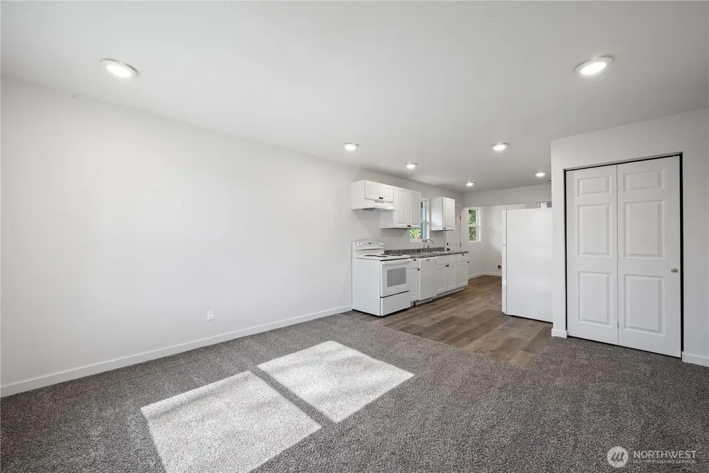 285 20th Avenue Longview WA 98632